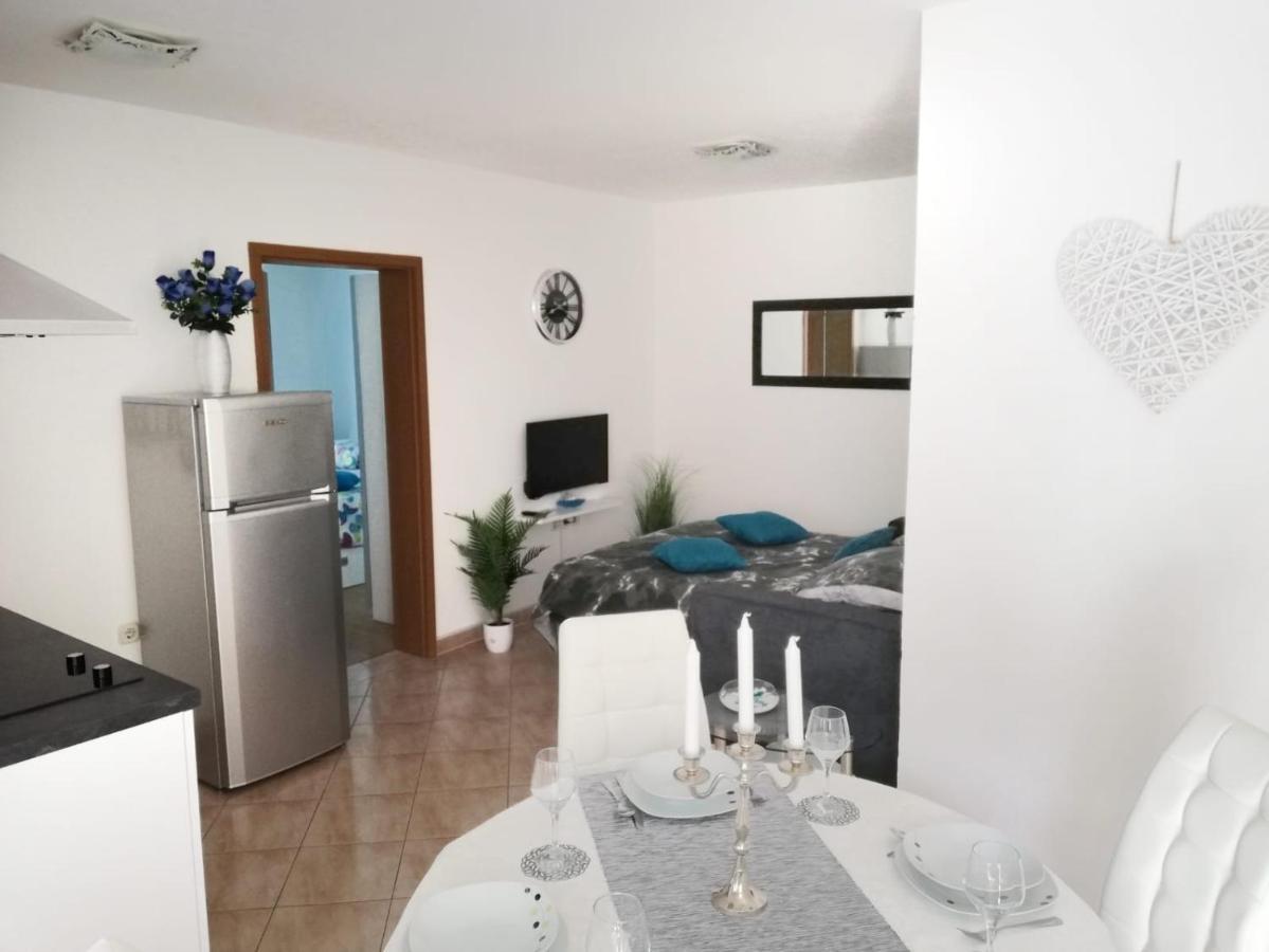 Apartment Toni With Private Parking Zadar Luaran gambar