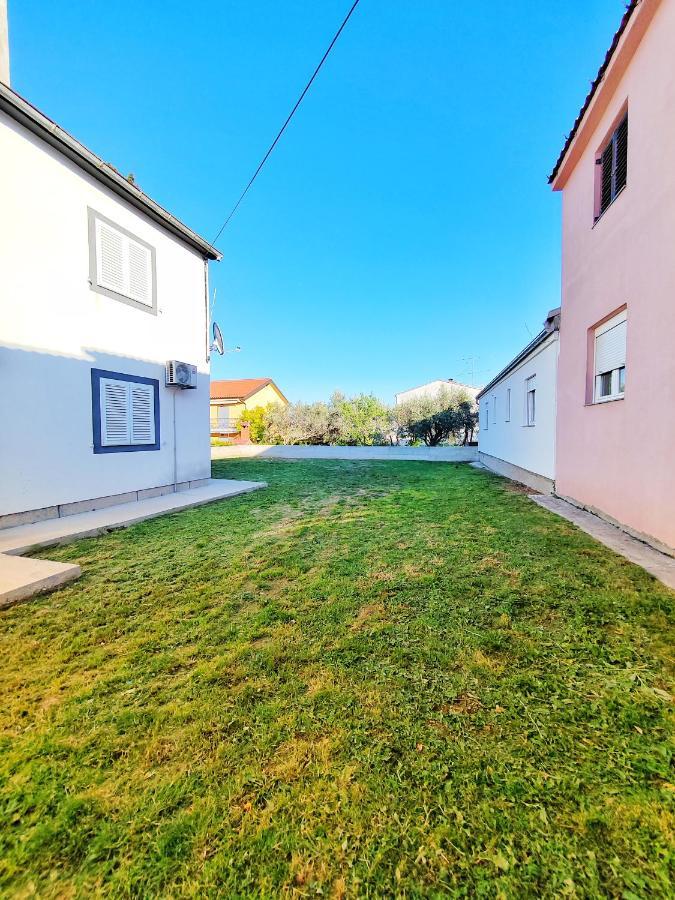 Apartment Toni With Private Parking Zadar Luaran gambar