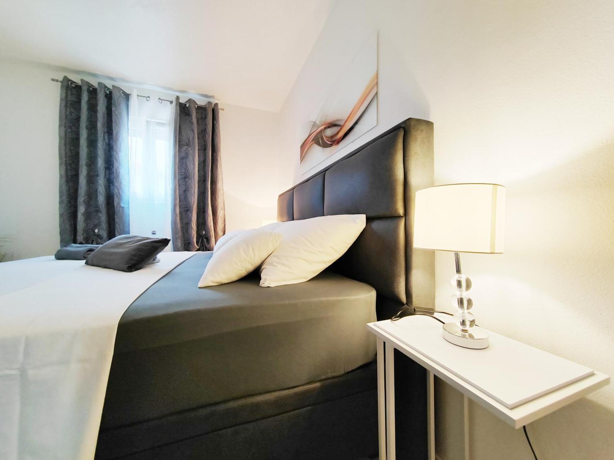 Apartment Toni With Private Parking Zadar Luaran gambar