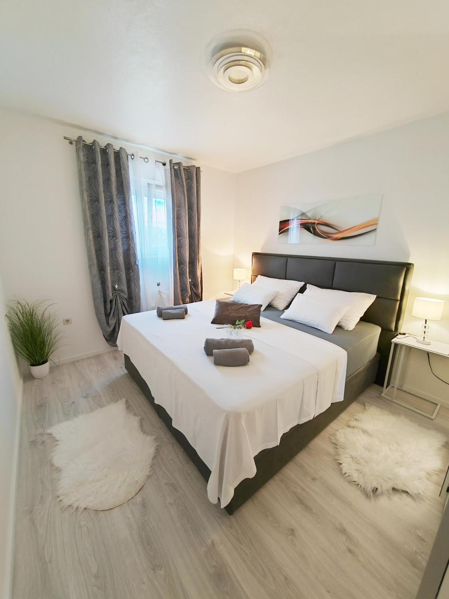 Apartment Toni With Private Parking Zadar Luaran gambar